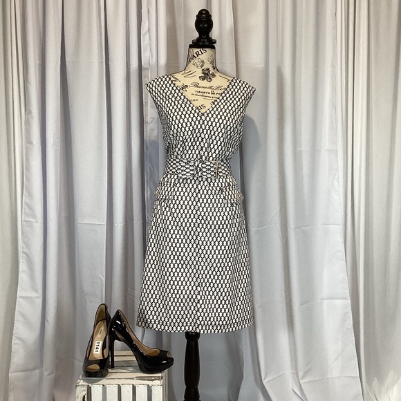 128. Tommy Hilfiger Sheath Dress NWT Size 14 - Picture 2 of 6